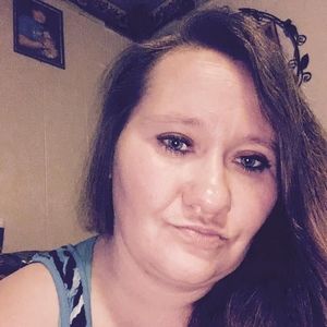 Meet your Posher, Leigh